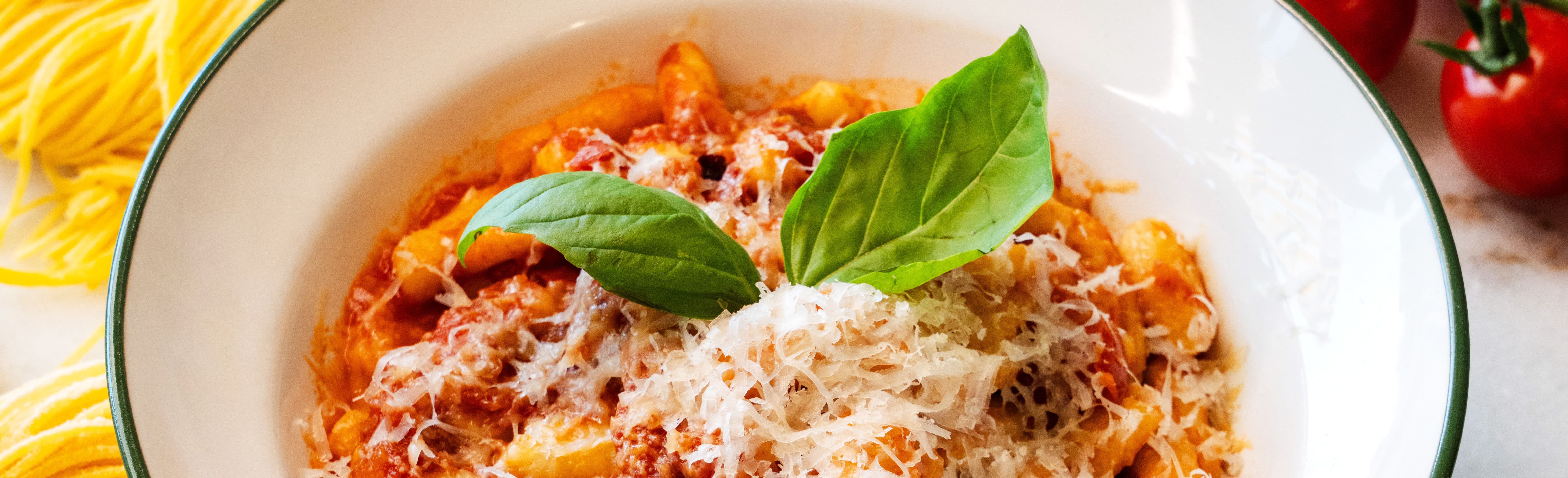 Chili Cherry Tomato Pasta